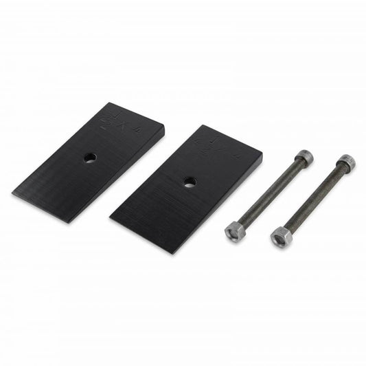 Cognito 4 Degree Rear Pinion Angle Shim Kit For 99-18 Silverado/Sierra 1500 2WD/4WD / 01-10 Silverado/Sierra 2500/3500 2WD/4WD